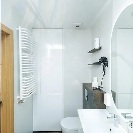 Katowice Spodek Apartment *